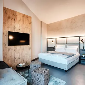 Cloud No7 Lofts Aparthotel Stoccarda